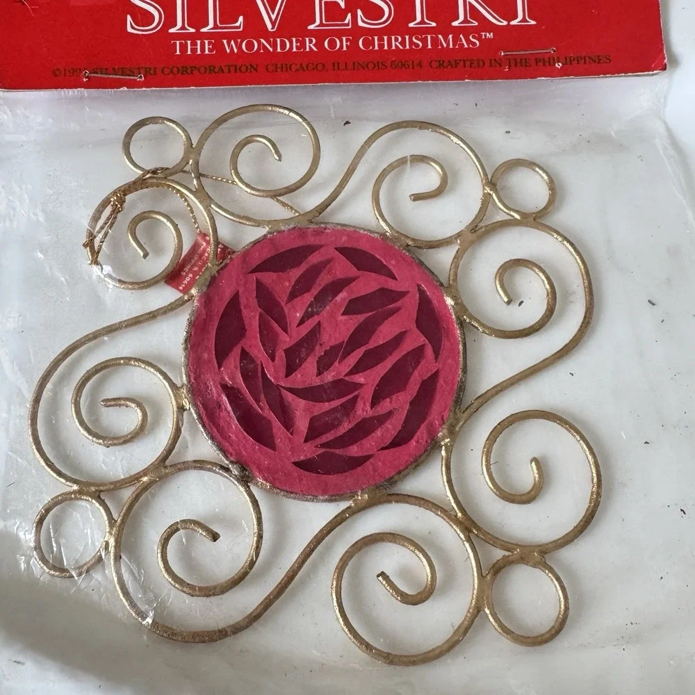 Vtg 90s Scroll Christmas Ornament Gold Tone Filigree Red Sun Catcher 1991 Nos 4
